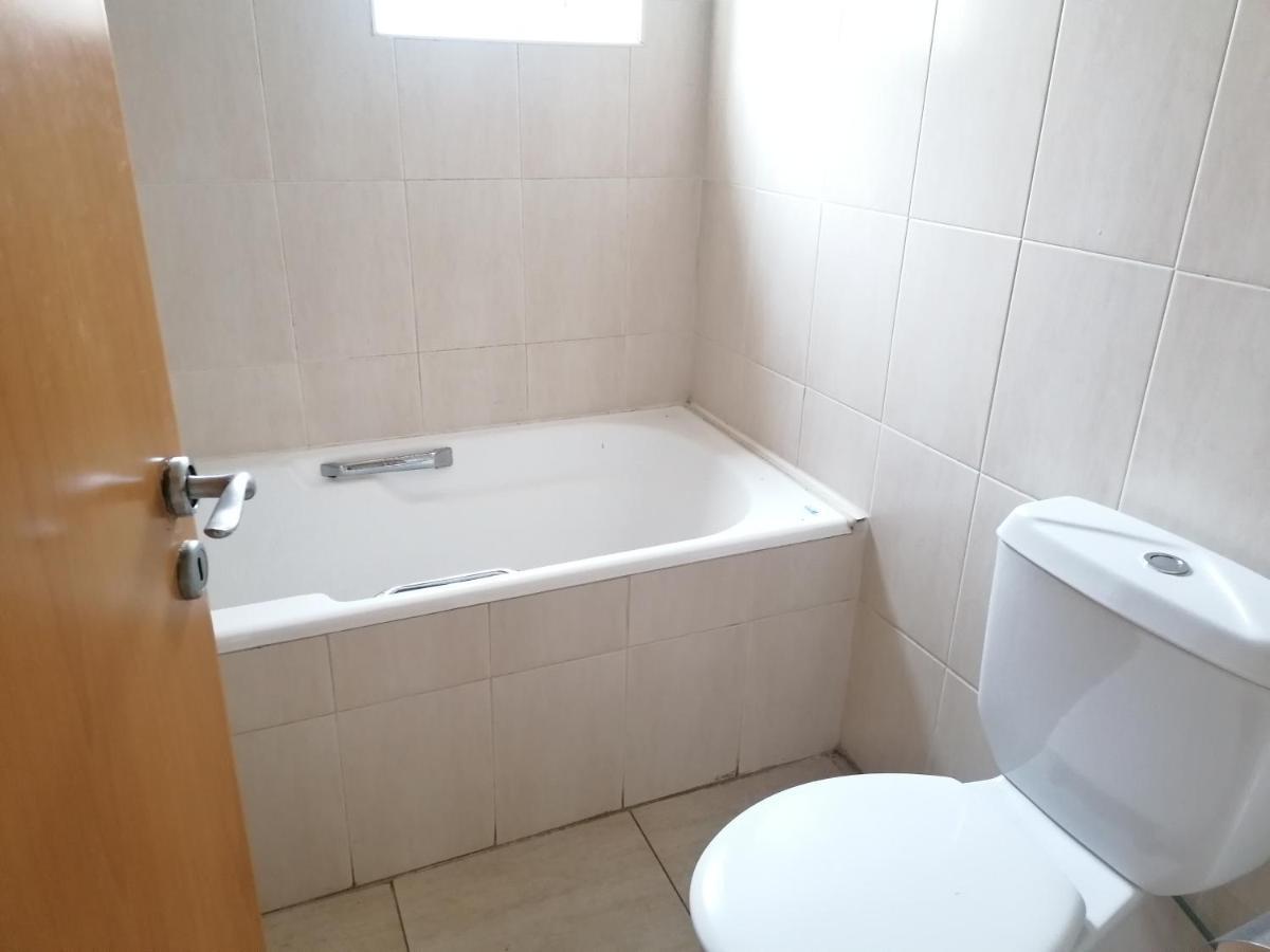 Family Apartment In Mackezie Larnaca Dış mekan fotoğraf